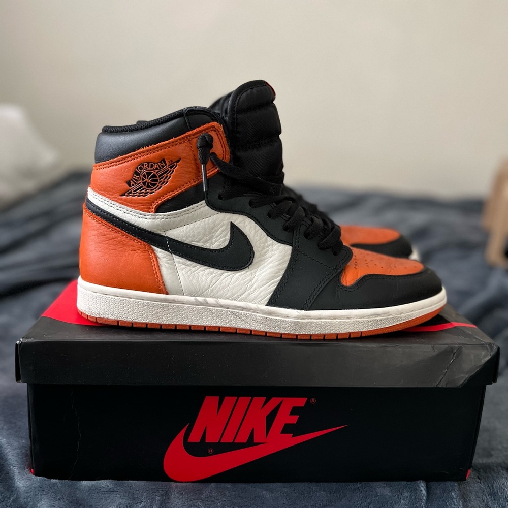 Air Jordan 1 “shattered backboard” sz 11